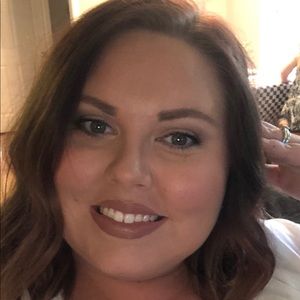 Meet your Posher, Lindsey